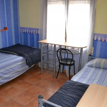 Апартаменты Studio - 1 Bedroom With Wifi - 00473